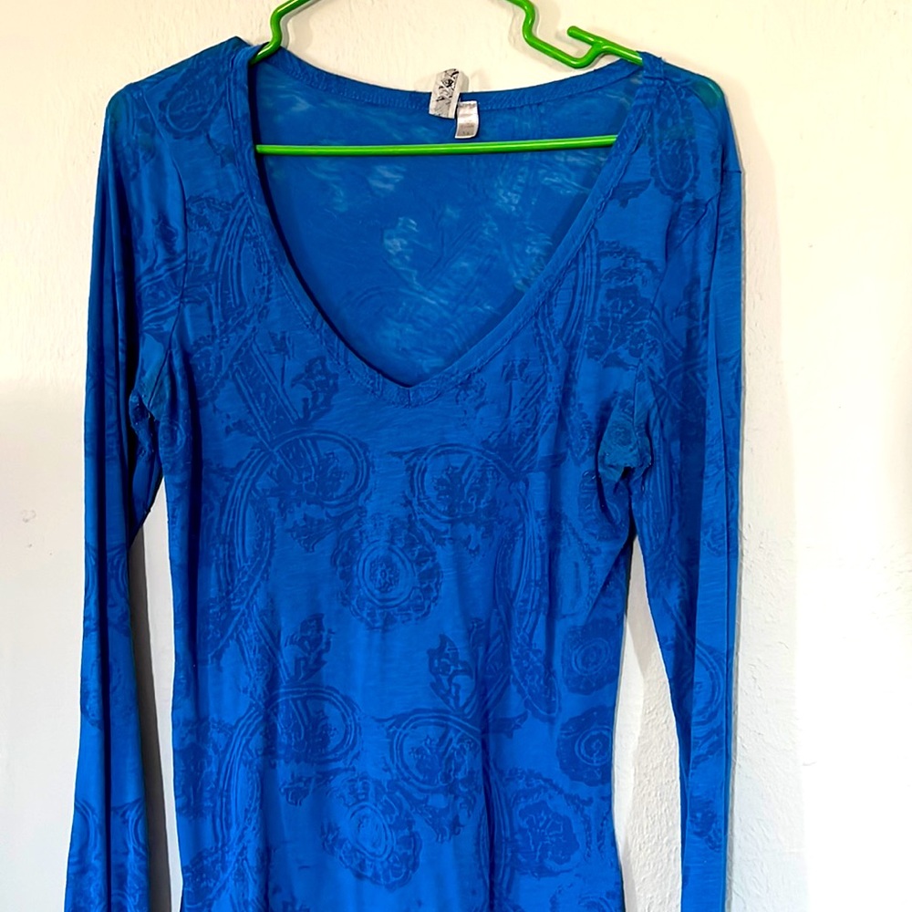 Blue burn out long sleeve